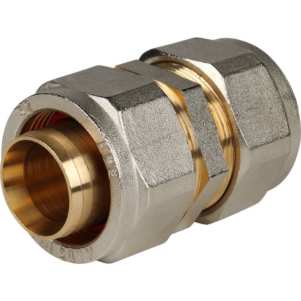 SFS-0005-000032 STOUT Муфта соединительная 32x32 для металлопластиковых труб винтовой