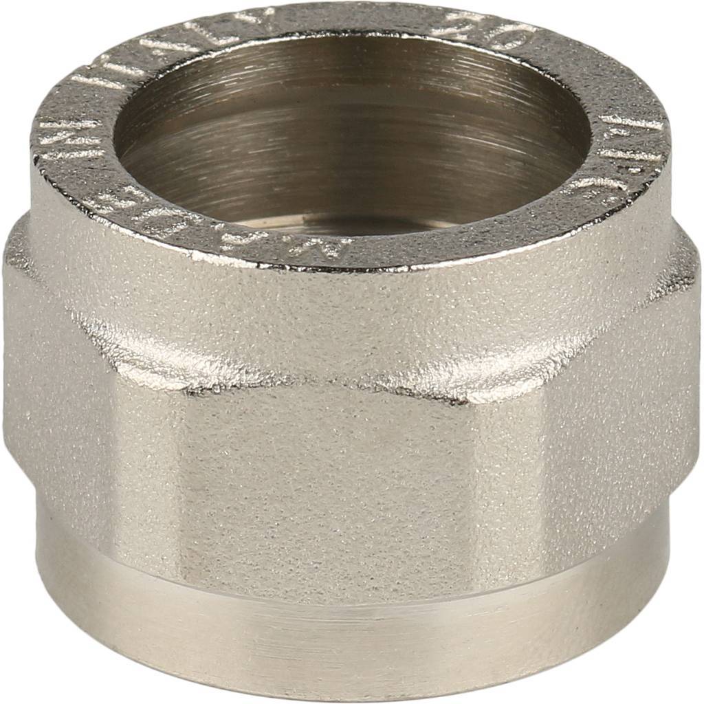 SFS-0007-001220 STOUT Угольник-переходник с внутренней резьбой 1/2"х20 для металлопластиковых труб винтовой