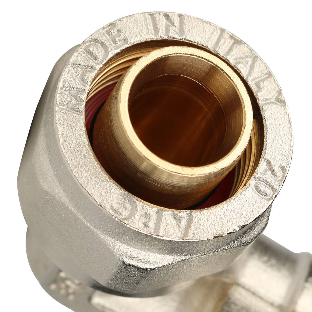 SFS-0007-001220 STOUT Угольник-переходник с внутренней резьбой 1/2"х20 для металлопластиковых труб винтовой