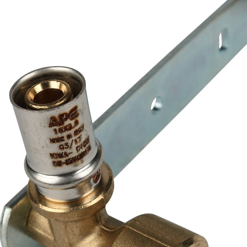 SFP-0013-001216 STOUT Настенный комплект для смесителя 1/2"x16 для металлопластиковых труб прессовой