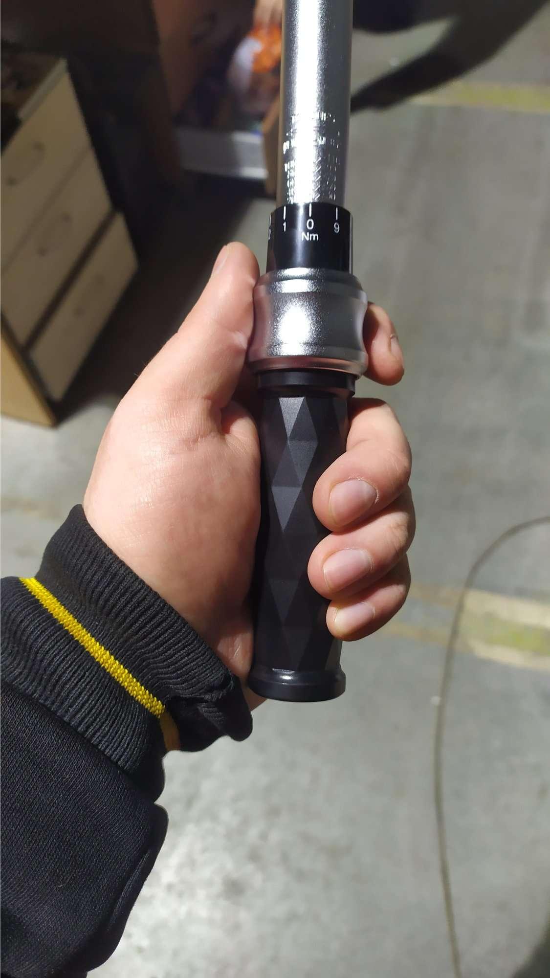 Inforce Динамометрический ключ 1/4" 5-25 Нм 06-05-108