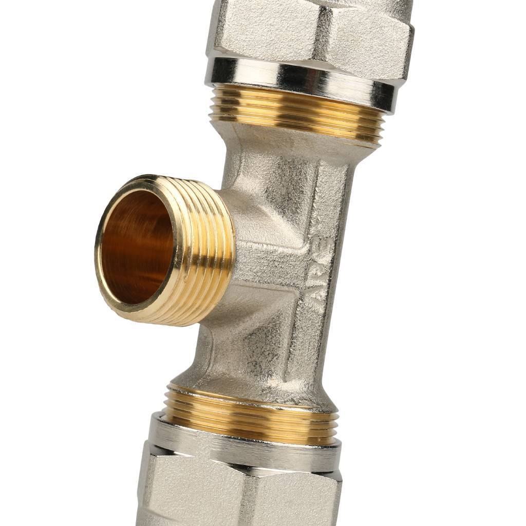 SFS-0011-003426 STOUT Тройник-переходник с наружной резьбой 3/4"х26 для металлопластиковых труб винтовой