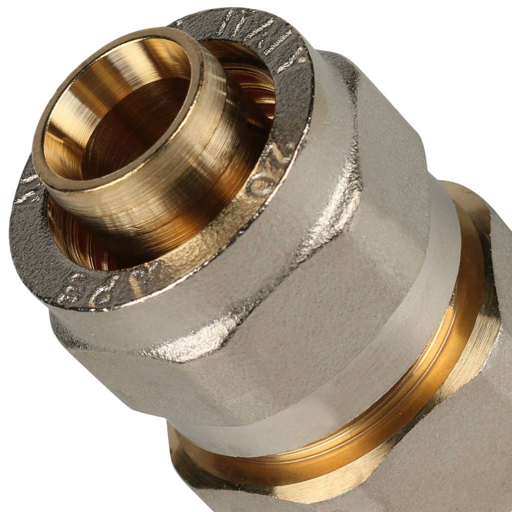 SFS-0002-003420 STOUT Переходник с внутренней резьбой 3/4"х20 для металлопластиковых труб винтовой